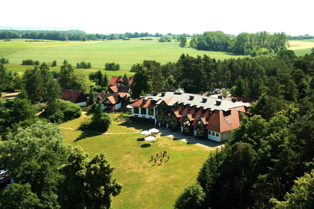 Pan Dom Pracy Tworczej W Wierzbie Wierzba Esterno foto